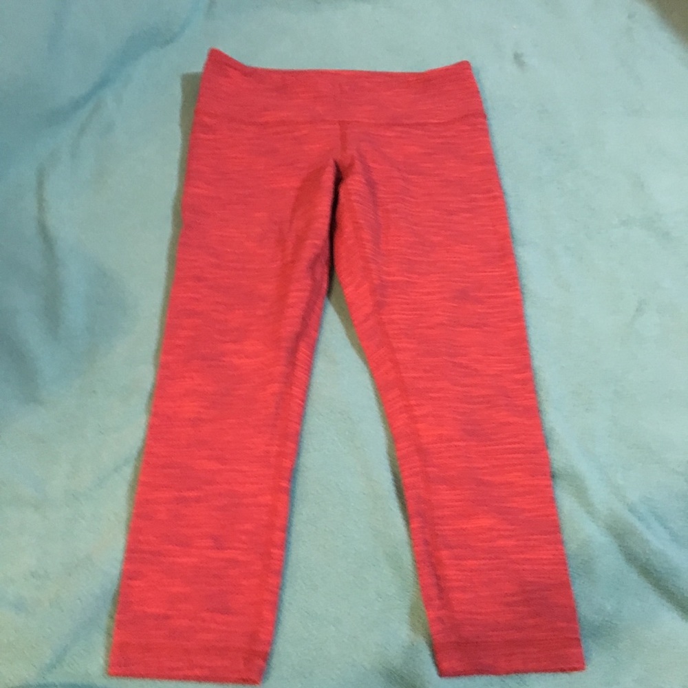 Lululemon Capri size 6